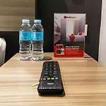 Reddoorz Plus @ Jones Avenue Cebu